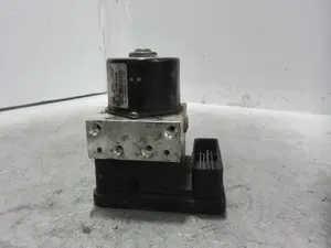 Foto de ABS BMW SERIE 3 COMPACTO (E46) M47N204D4 referencia 34516759045
