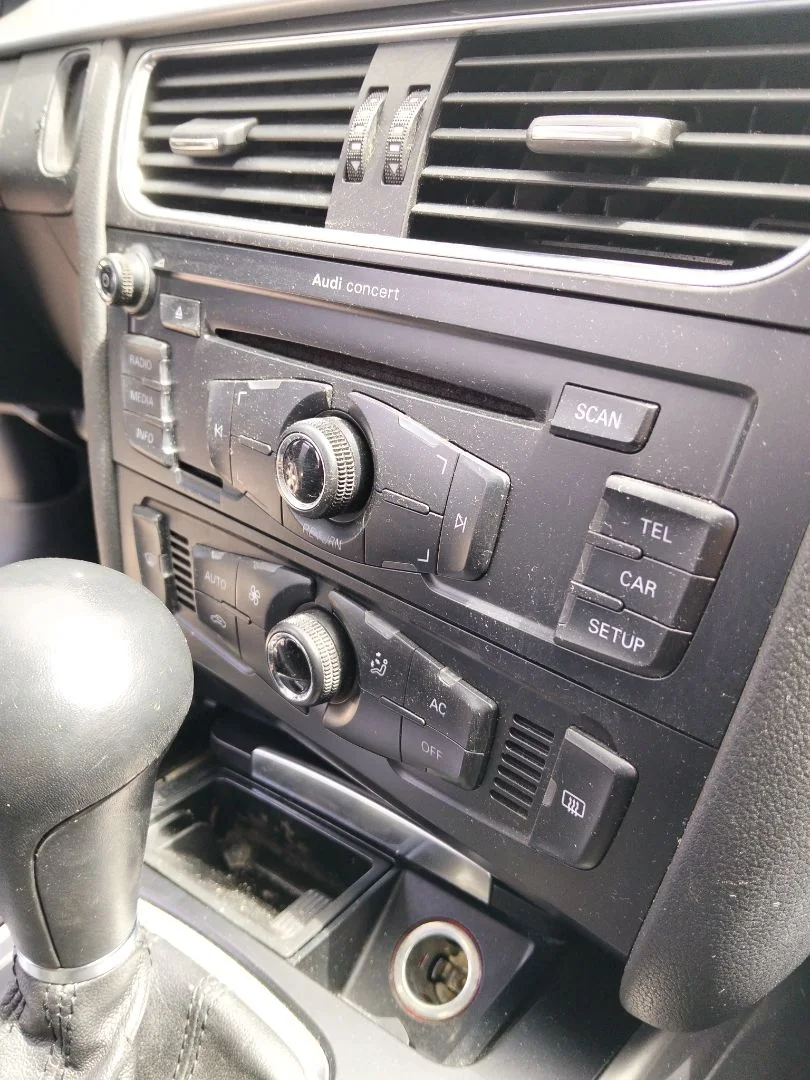 Foto de MANDO CALEFACCION / AIRE ACONDICIONADO AUDI A4 BERLINA (8K2) 2.0 16V TDI (143 CV / 105 KW)