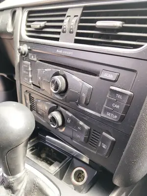 Foto de MANDO CALEFACCION / AIRE ACONDICIONADO AUDI A4 BERLINA (8K2) 2.0 16V TDI (143 CV / 105 KW)