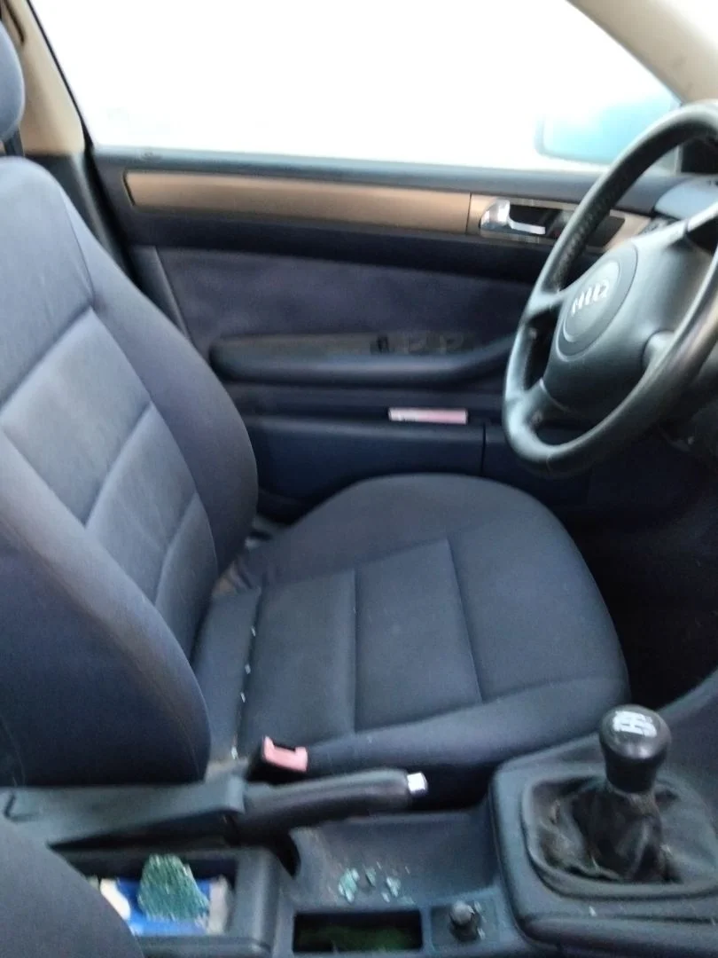 Foto de ELEVALUNAS DELANTERO IZQUIERDO AUDI A6 BERLINA (4B2) 1.8 20V Turbo (150 CV / 110 KW)