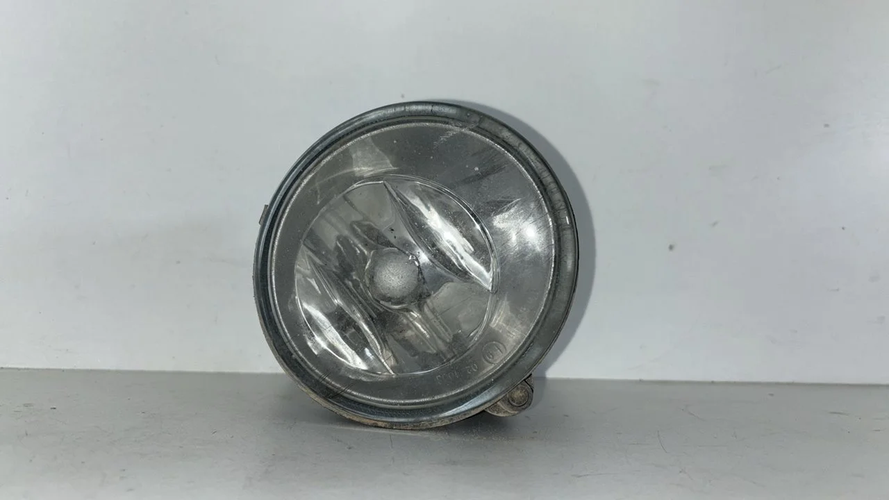 Foto de FARO ANTINIEBLA IZQUIERDO RENAULT MEGANE I FASE 2 COUPE (DA...) referencia 7701045718