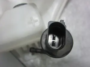 Foto de BOMBA LIMPIA PORSCHE CAYENNE (TIPO 92A) referencia 3B79555681 foto 3