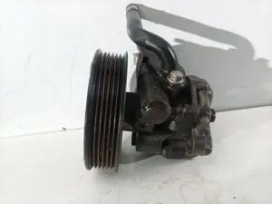 Foto de BOMBA DIRECCION KIA CERATO (LD) 2.0 Turbodiesel CAT (113 CV / 83 KW) referencia 4517D026 foto 2