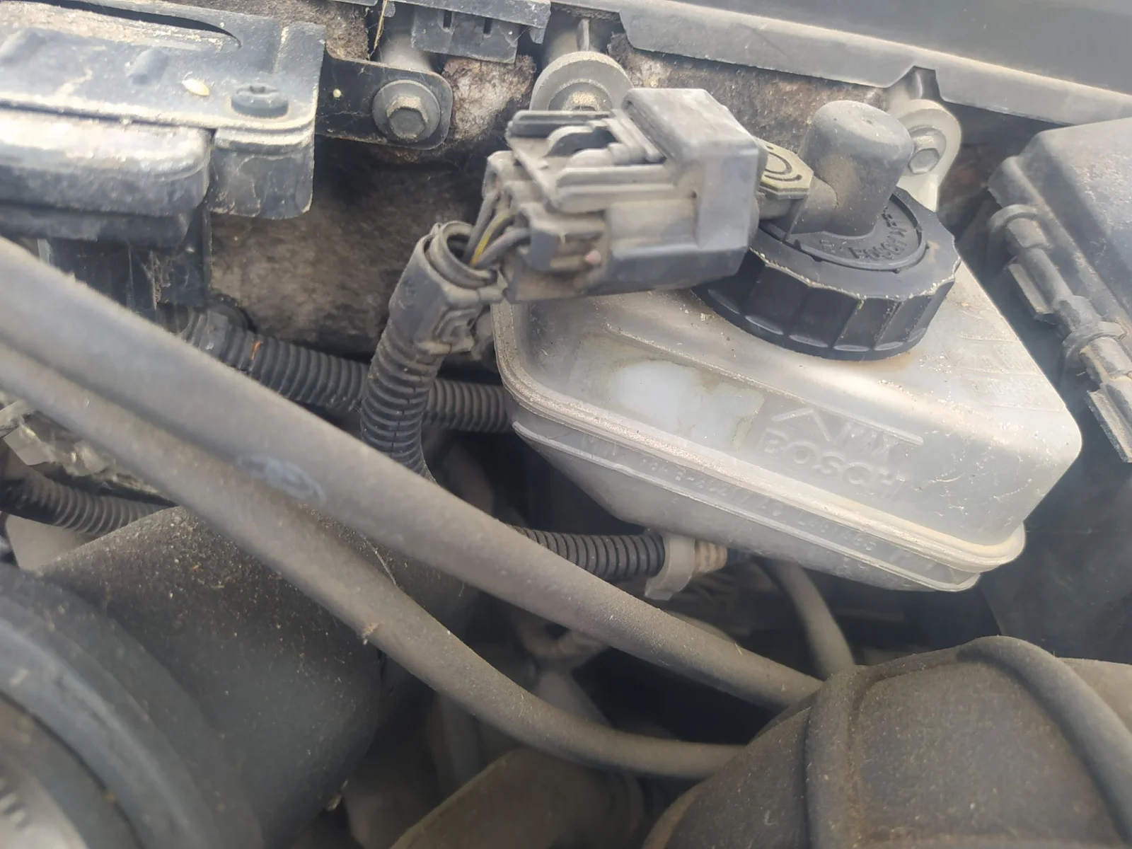 Foto de BOMBA FRENO FORD FOCUS BERLINA (CAK) 1.8 TDDI Turbodiesel CAT (90 CV / 66 KW)
