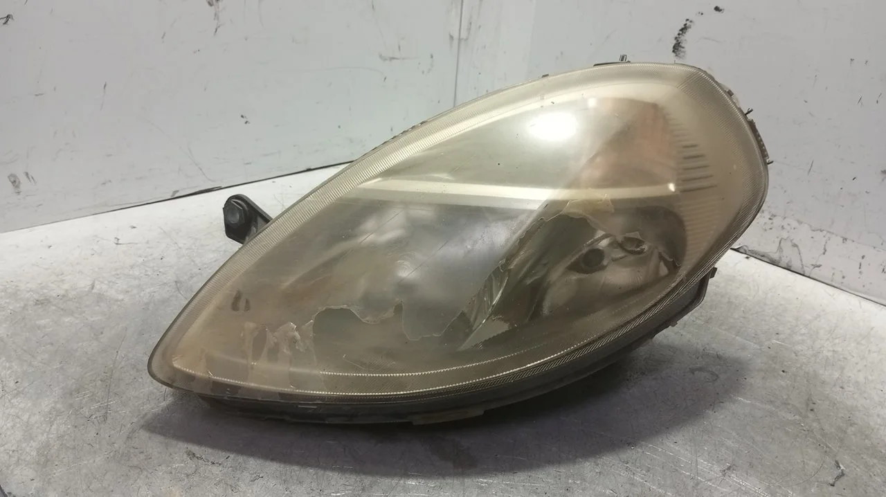 Foto de FARO IZQUIERDO LANCIA MUSA (184) 1.3 JTD CAT (69 CV / 51 KW) referencia 27053100L