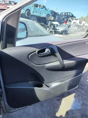 Foto de GUARNECIDO PUERTA DELANTERA DERECHA MERCEDES-BENZ VANEO (BM 414) COMPACT VAN 1.7 CDI Diesel CAT (75 CV / 55 KW) referencia A4147201670 9D30
