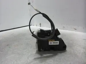Foto de CERRADURA PUERTA DELANTERA IZQUIERDA HYUNDAI I20 (GB) 1.2 16V CAT (84 CV / 62 KW) referencia 81310C8020