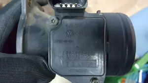 Foto de CAUDALIMETRO VOLKSWAGEN PASSAT BERLINA (3B3) referencia 06A906461B foto 2