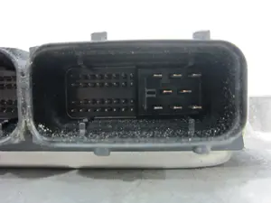 Foto de CENTRALITA MOTOR UCE SEAT IBIZA (6L1) 1.9 SDI (64 CV / 47 KW) referencia 038906012HP foto 3