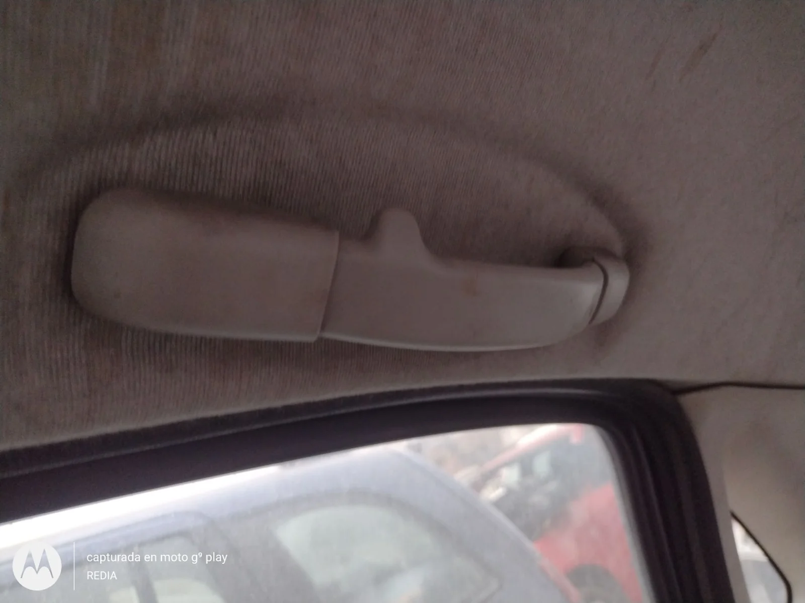 Foto de ASIDERO TECHO TRASERO DERECHO CITROEN C3 1.4 HDi (68 CV / 50 KW) referencia 9128P9