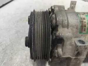 Foto de COMPRESOR AIRE ACONDICIONADO OPEL CORSA C 1.3 16V CDTI CAT (Z 13 DT / LN9) (69 CV / 51 KW) referencia 13106850 foto 2