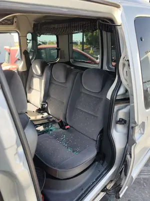Foto de GOMAS CONTORNO PUERTA CITROEN BERLINGO 2.0 HDi CAT (RHY / DW10TD) (90 CV / 66 KW)