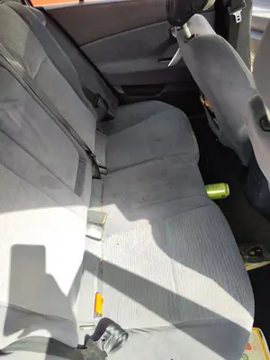 Foto de ASIENTO TRASERO MEDIO NISSAN PRIMERA BERLINA (P12) 1.9 16V Turbodiesel CAT (120 CV / 88 KW)