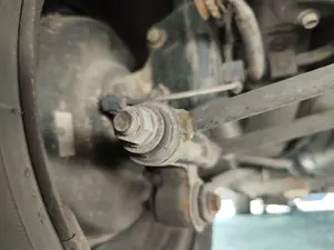 Foto de MANGUETA TRASERA IZQUIERDA TOYOTA COROLLA (E11) 2.0 Turbodiesel CAT (90 CV / 66 KW)