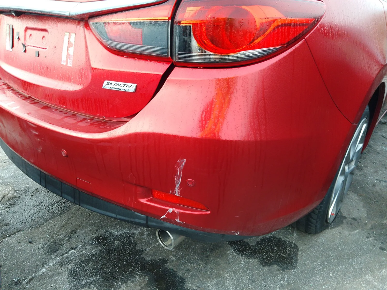 Foto de PARAGOLPES TRASERO MAZDA 6 BERLINA (GJ) 2.2 Turbodiesel CAT (175 CV / 129 KW)