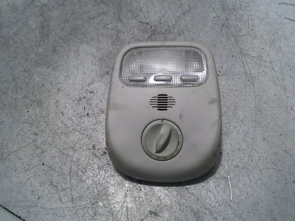 Foto de NO IDENTIFICADO PEUGEOT 407 SW 2.0 16V CAT (136 CV / 100 KW) referencia 9648338477