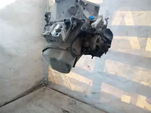 Foto de CAJA CAMBIOS PEUGEOT 208 1.2 12V e-VTi (82 CV / 60 KW) referencia 20A704 foto 8