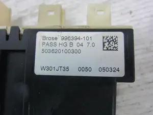 Foto de MOTOR ELEVALUNAS DELANTERO DERECHO CITROEN C5 BERLINA 2.2 HDi FAP CAT (4HX / DW12ED4) (133 CV / 98 KW) referencia 9649304480 foto 6
