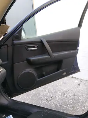 Foto de GUARNECIDO PUERTA DELANTERA DERECHA MAZDA 6 BERLINA (GH) 2.2 Turbodiesel CAT (163 CV / 120 KW) referencia GS1D-68-430GFKZ