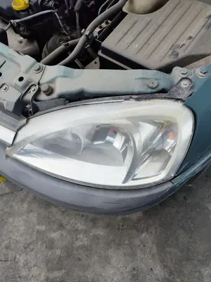 Foto de FARO IZQUIERDO OPEL CORSA C 1.7 16V DI CAT (Y 17 DTL / LK8) (65 CV / 48 KW) referencia 93173249 foto 5