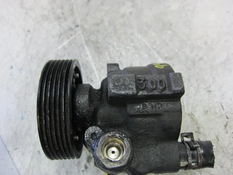 Foto de BOMBA DIRECCION PEUGEOT PARTNER (S1)(07.1996) referencia 9638668180