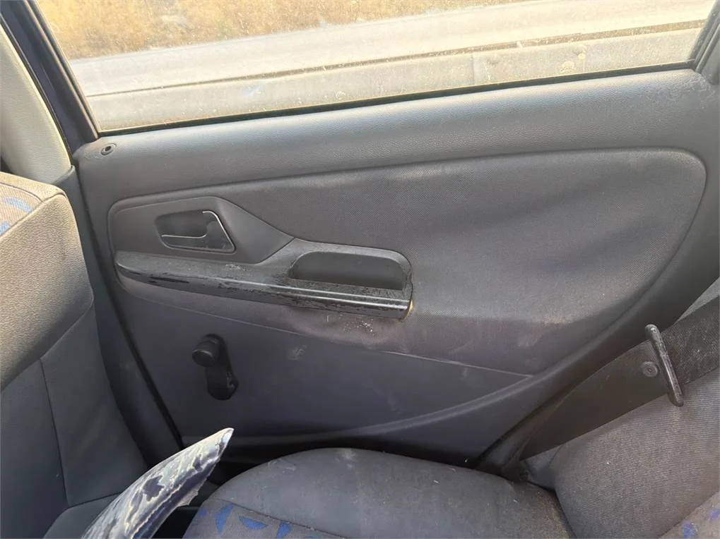Foto de ELEVALUNAS TRASERO DERECHO SEAT CORDOBA BERLINA (6K2)