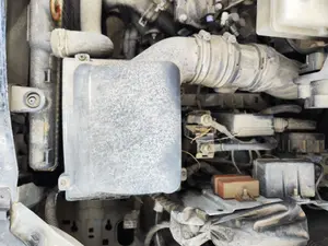 Foto de CAJA FILTRO AIRE CITROEN XSARA PICASSO 2.0 HDi CAT (RHY / DW10TD) (90 CV / 66 KW) foto 2