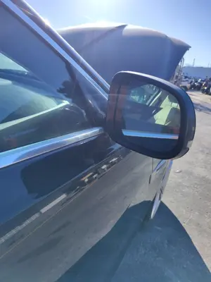 Foto de RETROVISOR DERECHO JAGUAR XE 2.0 Turbo CAT (200 CV / 147 KW) foto 2
