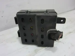 Foto de CAJA RELES / FUSIBLES HYUNDAI MATRIX (FC) 1.6 CAT (103 CV / 76 KW) referencia 9110217163 foto 2