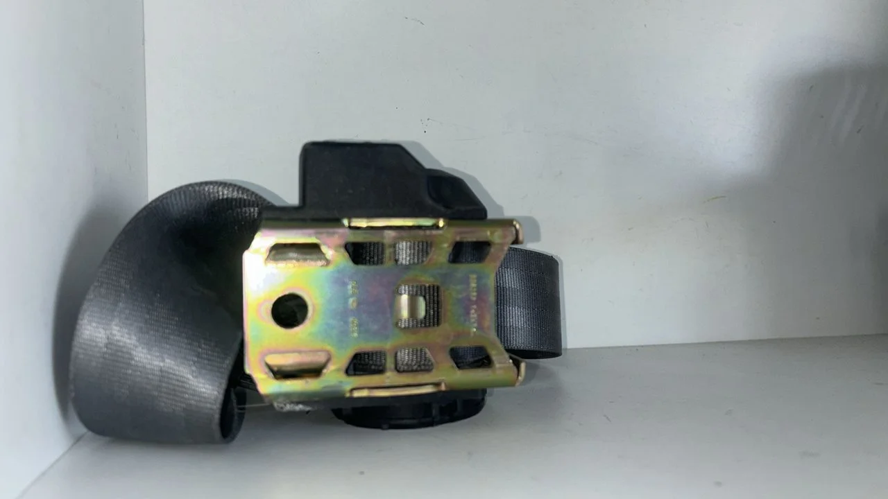 Foto de CINTURON SEGURIDAD TRASERO IZQUIERDO SEAT LEON (1M1) referencia 1M0857805