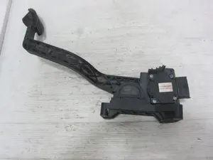 Foto de PEDAL ACELERADOR FIAT I DOBLÒ (119) 1.9 JTD CAT (101 CV / 74 KW) referencia 0281002415 foto 4