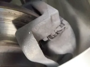 Foto de PINZA DE FRENO TRASERA IZQUIERDA NISSAN QASHQAI (J11E) 1.2 16V CAT (116 CV / 85 KW)
