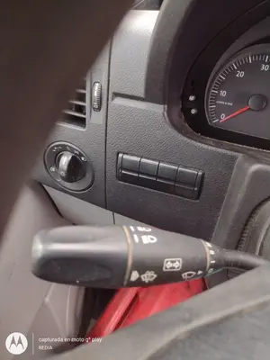 Foto de MANDO INTERMITENTES VOLKSWAGEN CRAFTER FURGÓN (2E) 2.5 TDI DPF (109 CV / 80 KW) foto 2