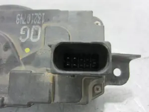 Foto de CERRADURA PUERTA DELANTERA DERECHA OPEL ASTRA H GTC 1.9 CDTI (120 CV / 88 KW) referencia 13210749 foto 4