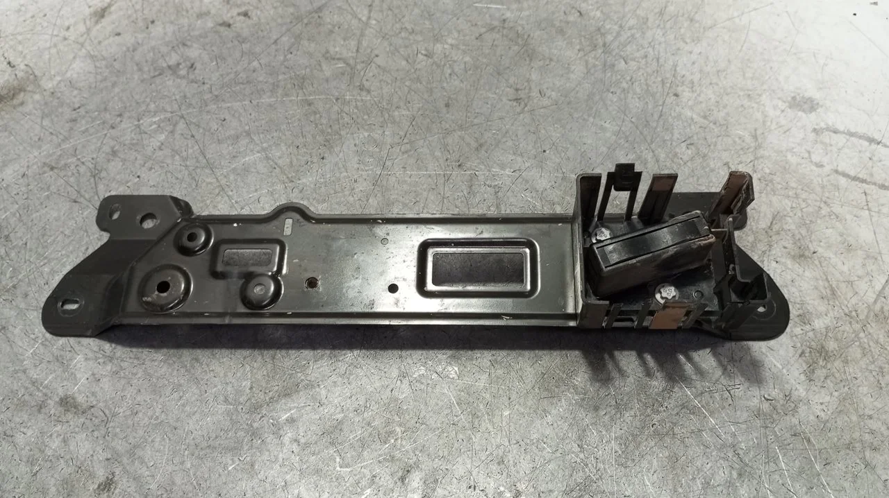 Foto de NO IDENTIFICADO TESLA MODEL 3 eléctrico 258 kW (cont. 153 kW) (350 CV / 258 KW) referencia 1103760-00-C