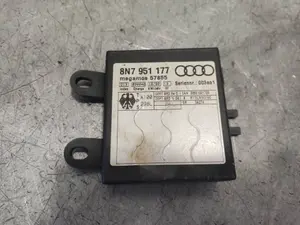 Foto de CENTRALITA ALARMA AUDI TT COUPE/ROADSTER (8N3/8N9) 1.8 20V Turbo (180 CV / 132 KW) referencia 8N7951177