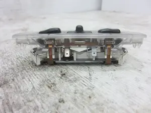 Foto de LUZ INTERIOR FORD FOCUS BERLINA (CAK) 1.8 TDDI Turbodiesel CAT (90 CV / 66 KW) referencia 150547 foto 4