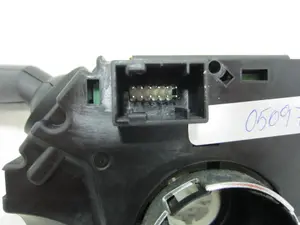 Foto de MANDO MULTIFUNCION FIAT 500X (334) 2.0 16V Multijet CAT (140 CV / 103 KW) referencia 07356125810 foto 5