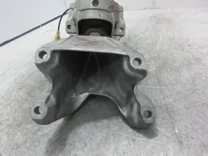 Foto de SOPORTE MOTOR IZQUIERDO PORSCHE MACAN (95BA) referencia 8K0199307CB foto 5