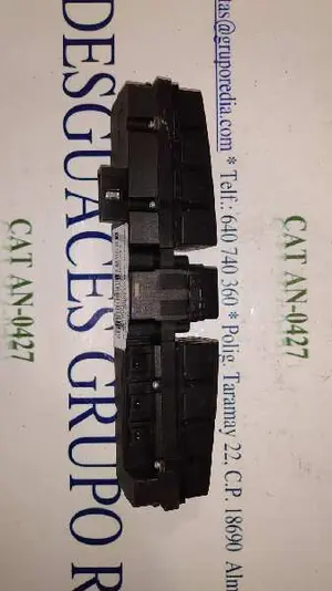 Foto de MANDO MULTIFUNCION MERCEDES-BENZ CLASE C (BM 203) BERLINA referencia 2038702210 foto 8