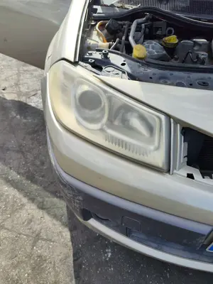 Foto de FARO DERECHO RENAULT MEGANE II COUPE/CABRIO 1.5 dCi Diesel (106 CV / 78 KW) referencia 260103726R