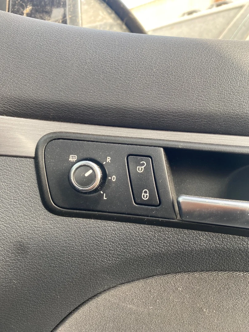 Foto de MANDO RETROVISOR VOLKSWAGEN TOURAN (1T3) 1.6 TDI DPF (105 CV / 77 KW)