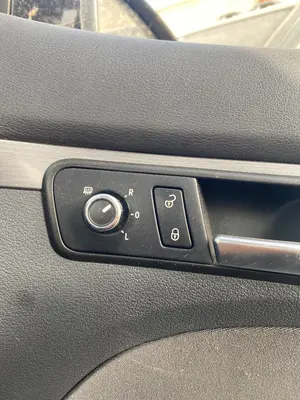 Foto de MANDO RETROVISOR VOLKSWAGEN TOURAN (1T3) 1.6 TDI DPF (105 CV / 77 KW)