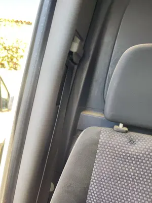 Foto de CINTURON SEGURIDAD DELANTERO DERECHO MERCEDES-BENZ SPRINTER II FURGÓN 2.1 CDI CAT (88 CV / 65 KW) referencia A9068600485 9A86