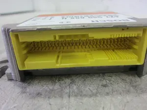 Foto de CENTRALITA AIRBAG AUDI ALLROAD QUATTRO QUATTRO (4B5) 2.5 V6 24V TDI (180 CV / 132 KW) referencia 4Z7959655H foto 4