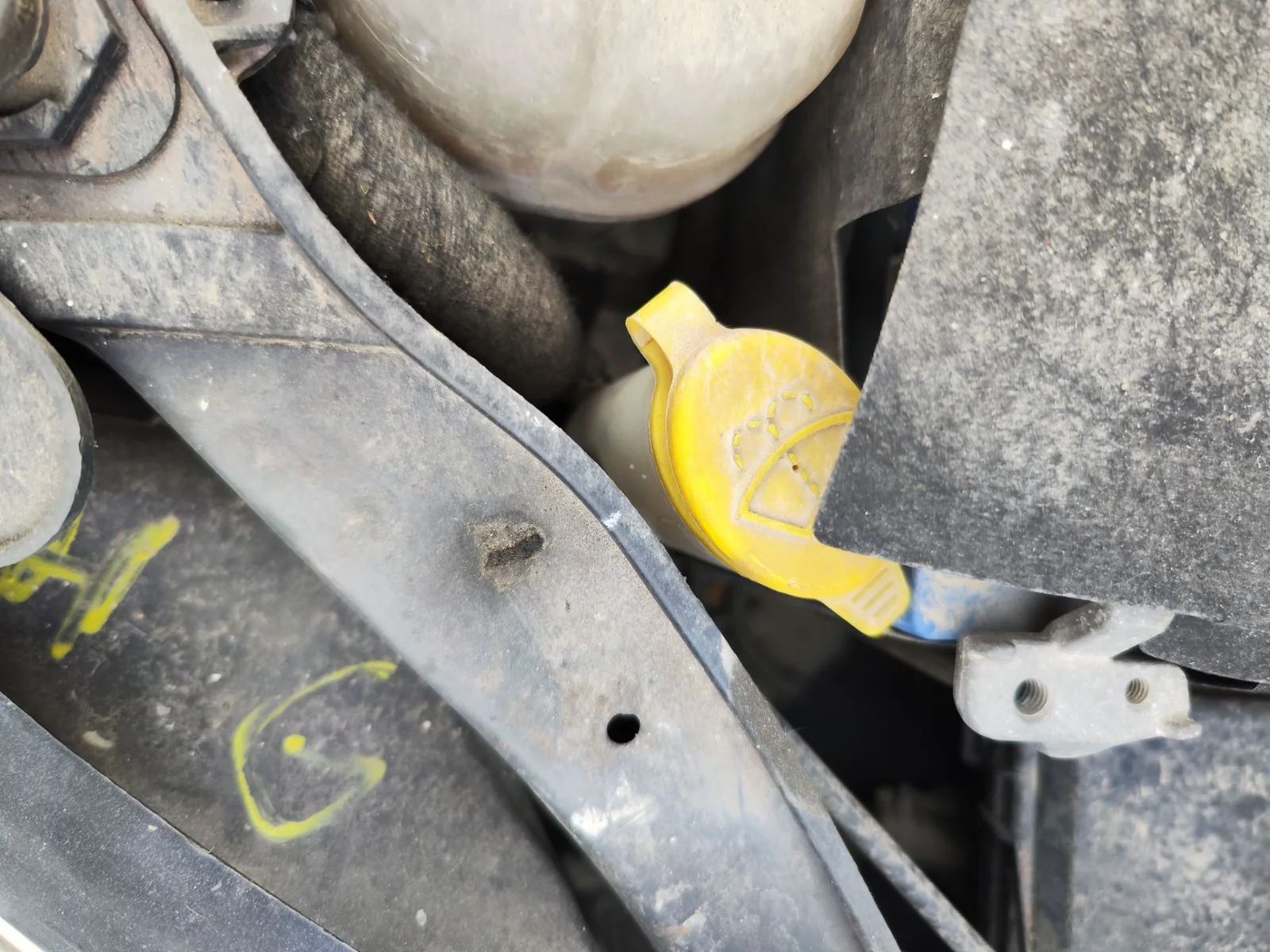 Foto de DEPOSITO LIMPIA OPEL CORSA D 1.3 16V CDTI (75 CV / 55 KW)
