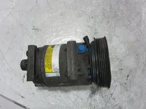 Foto de COMPRESOR AIRE ACONDICIONADO RENAULT MEGANE II BERLINA 3P referencia 6561318 foto 2
