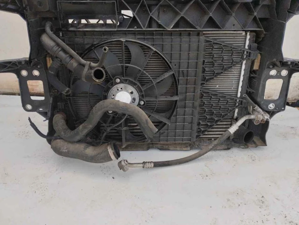 Foto de ELECTROVENTILADOR SEAT IBIZA BERLINA (6J5) 1.6 TDI (105 CV / 77 KW)