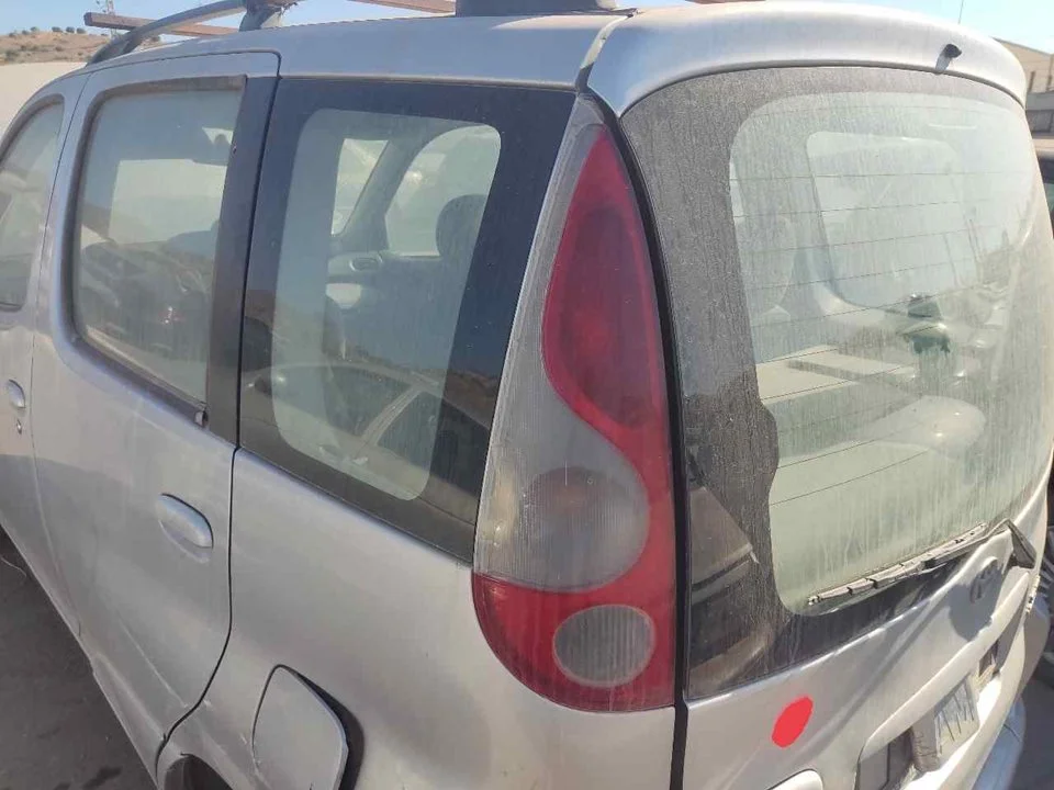 Foto de PILOTO TRASERO IZQUIERDO TOYOTA YARIS VERSO (NCP2/NLP2) 1.3 16V CAT (86 CV / 63 KW) referencia 308067
