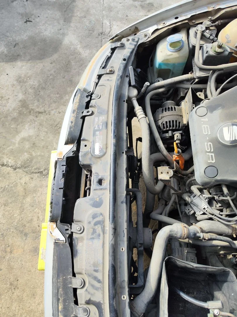 Foto de PANEL FRONTAL SEAT LEON (1M1) 1.6 (101 CV / 74 KW)